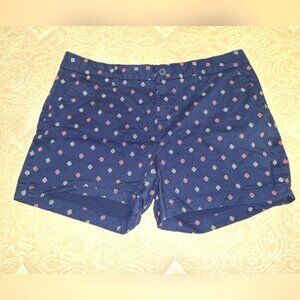 A pair of Magellan ladies shorts in a size 12. It features a geometric pattern.
